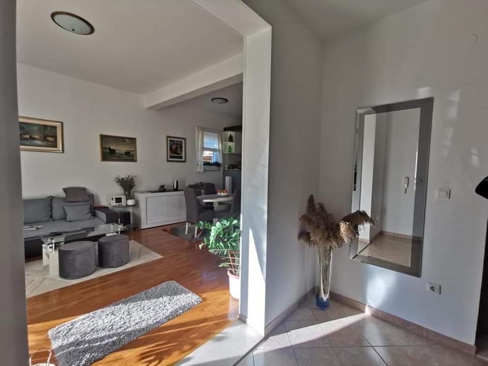 Apartman Kapovic Kaštela Extérieur photo